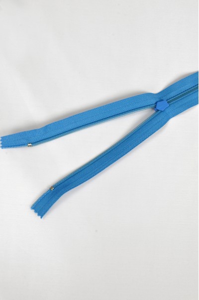 ZIP018 2號拉鏈  成衣膠牙樹脂拉鏈 內織拉鏈  密尾拉鏈 不設單獨拉鍊訂購 細節-2